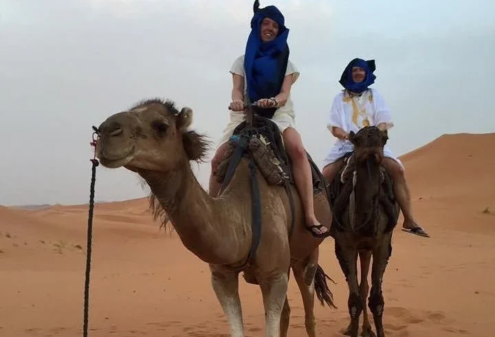 travel in camel trekking